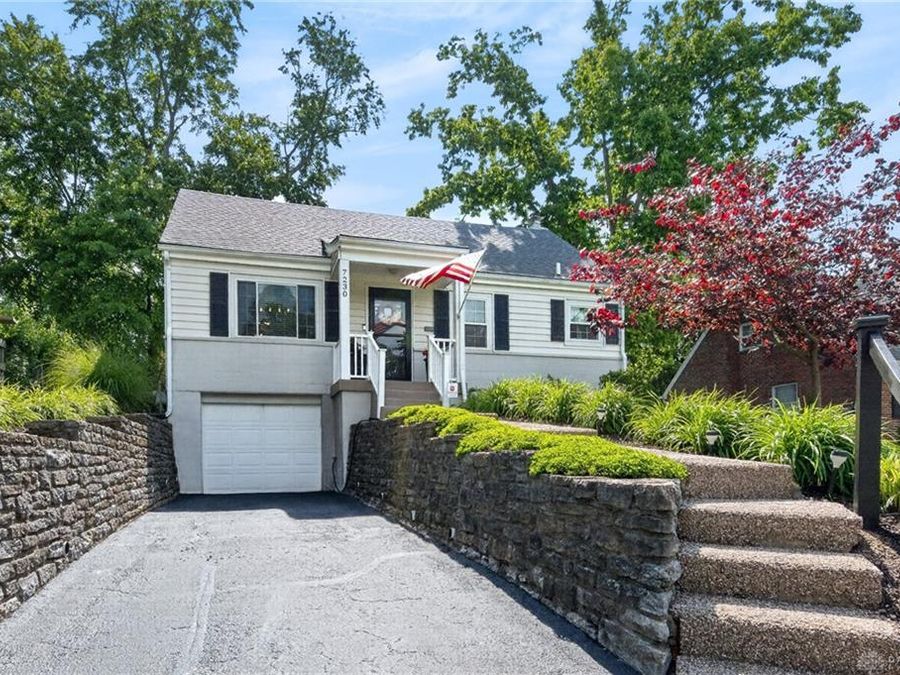 7230 Thomas Drive, Madeira, OH 45243 Photo 1