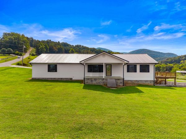 815 Video Way, Newport, TN 37821
