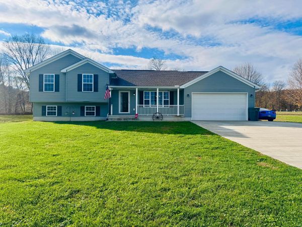 3445 Meadow Street , Stockport, OH 43787