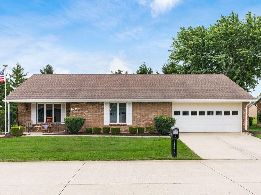 612 Circle Drive , London, OH 43140 Photo 1