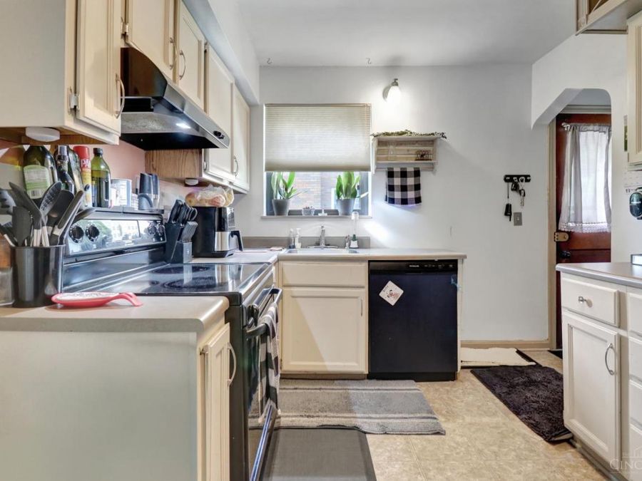 4116 W Janward Drive, Cheviot, OH 45211 Photo 18
