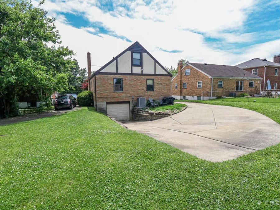 4116 W Janward Drive, Cheviot, OH 45211 Photo 32