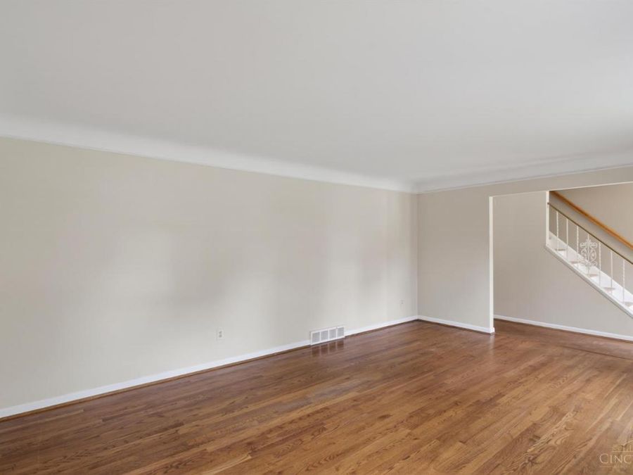 1987 Fossway Ct, Anderson Township, OH 45230 Photo 11