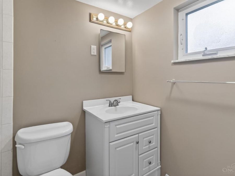 1987 Fossway Ct, Anderson Township, OH 45230 Photo 31