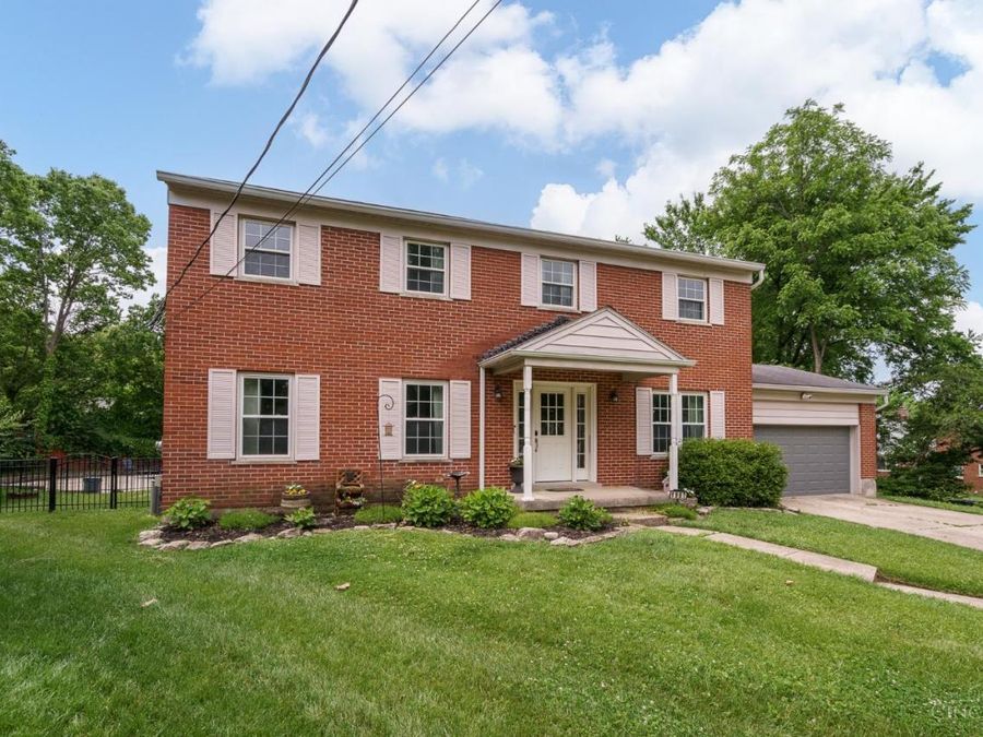 1987 Fossway Ct, Anderson Township, OH 45230 Photo 4
