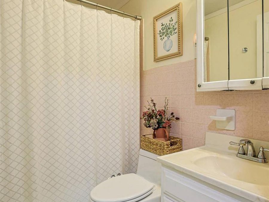 877 Tivoli Lane, Springdale, OH 45246 Photo 24