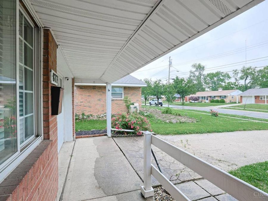 877 Tivoli Lane, Springdale, OH 45246 Photo 31