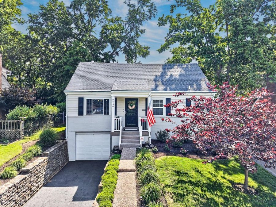 7230 Thomas Drive, Madeira, OH 45243 Photo 3