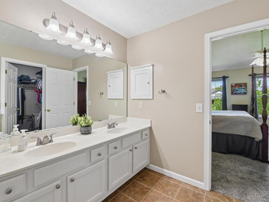 5145 Grandin Ridge Drive, Liberty Township, OH 45011 Photo 29