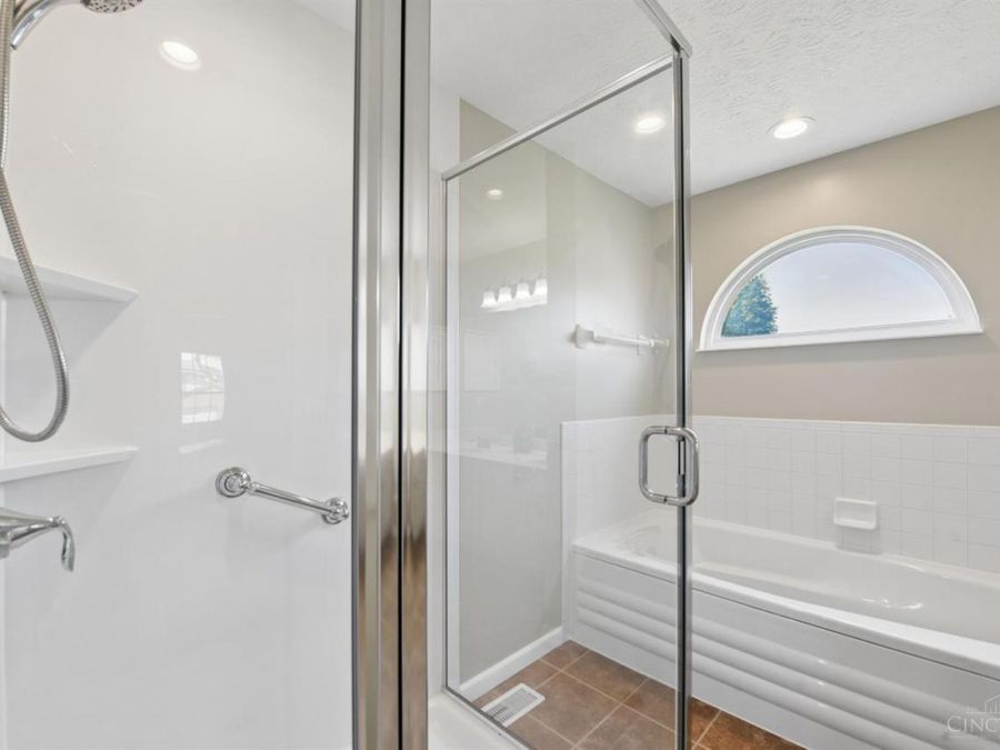 5145 Grandin Ridge Drive, Liberty Township, OH 45011 Photo 31