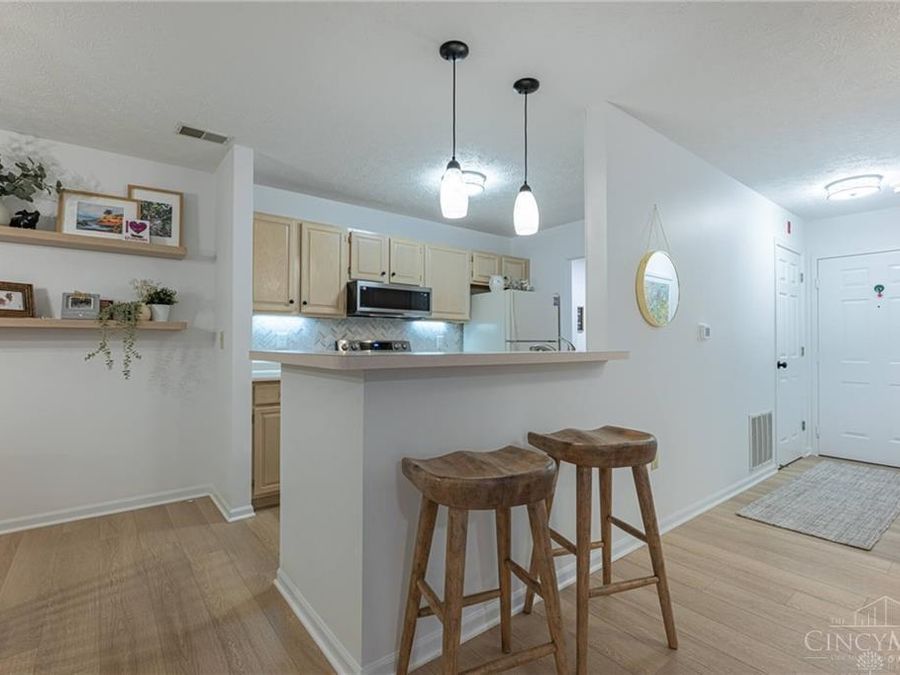 6561 Brigham Square, Unit 4, Centerville, OH 45459 Photo 8