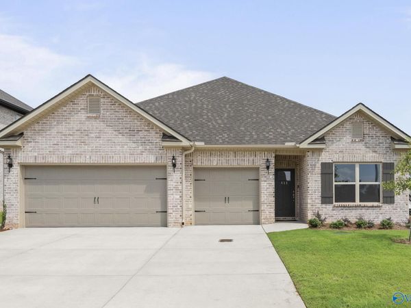 414 Ledgeway Drive, Harvest, AL 35749