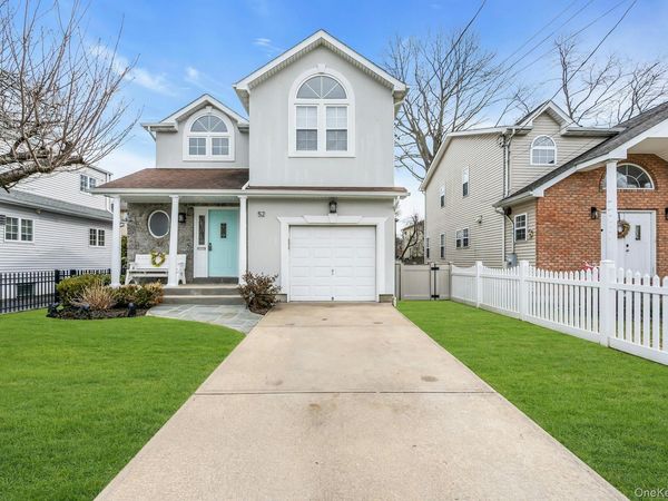 52 Edgewood Road , Port Washington, NY 11050