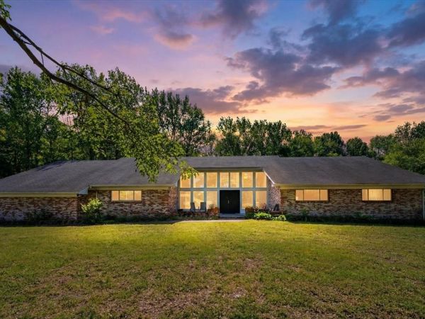 4280 Hillsboro Viola Rd , Manchester, TN 37355