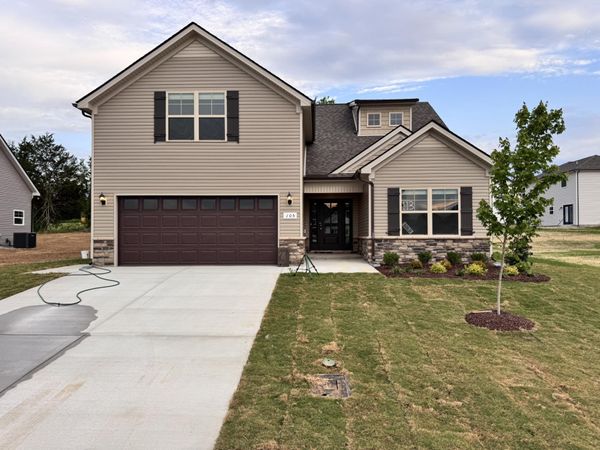 105 Einkorn Rd , Shelbyville, TN 37160