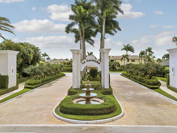 7762 La Corniche Circle , Boca Raton, FL 33433