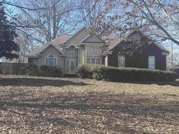110 ANNANDALE LN , Senatobia, MS 38668