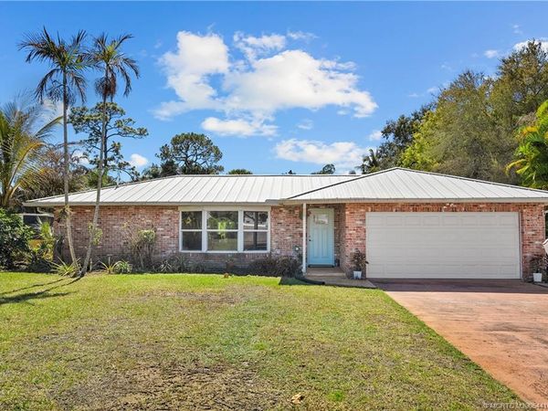803 NW Spruce Ridge Drive , Stuart, FL 34994
