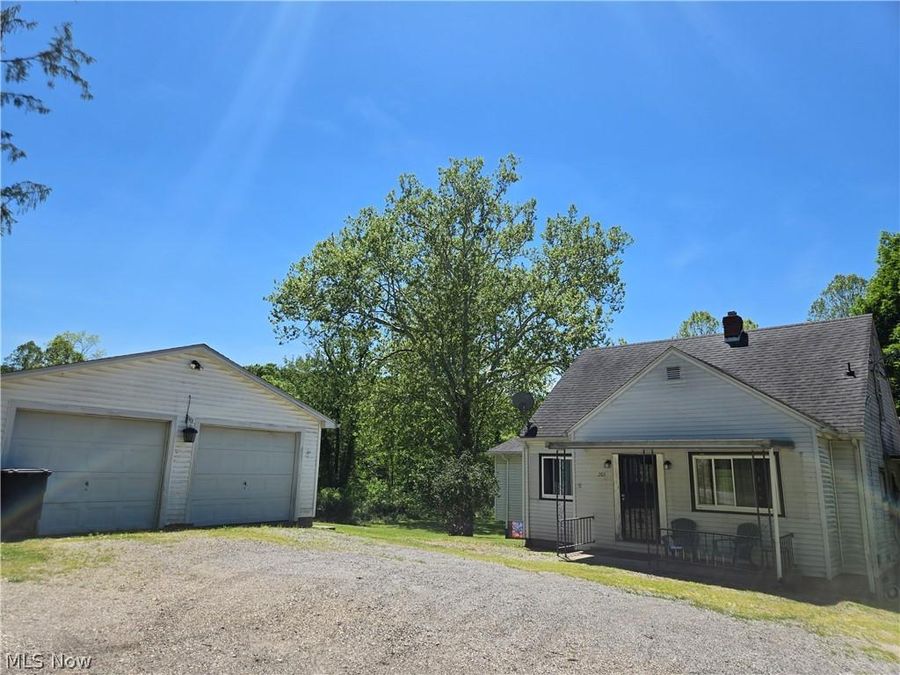 201 Ridgewood Drive , Amsterdam, OH 43903 Photo 1