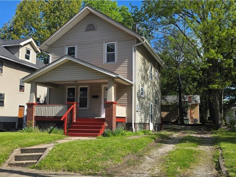 147 Brighton Drive , Akron, OH 44301 Photo 1