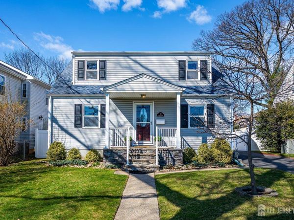 41 Lake Avenue , Metuchen, NJ 08840