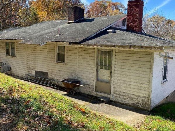 12329 Crab Orchard Road, Coeburn, VA 24230