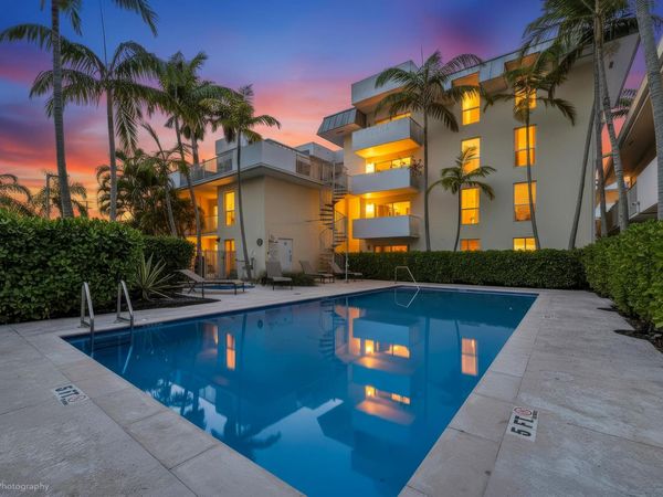 8950 SW 69th Court , Unit #311, Pinecrest, FL 33156