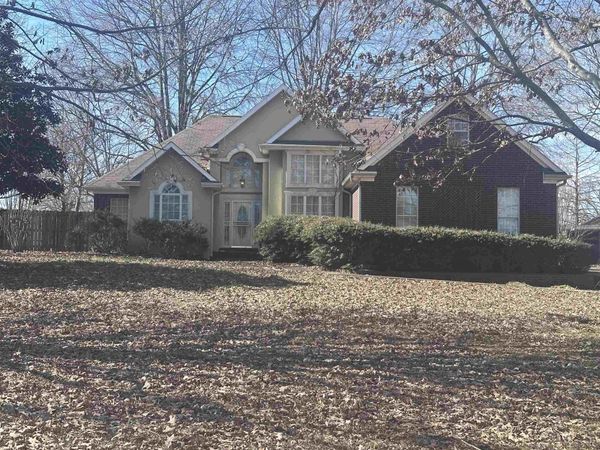 110 ANNANDALE LN, Senatobia, MS 38668