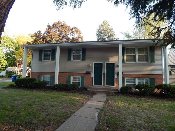 931-933 Grant Street, Bettendorf, IA 52722