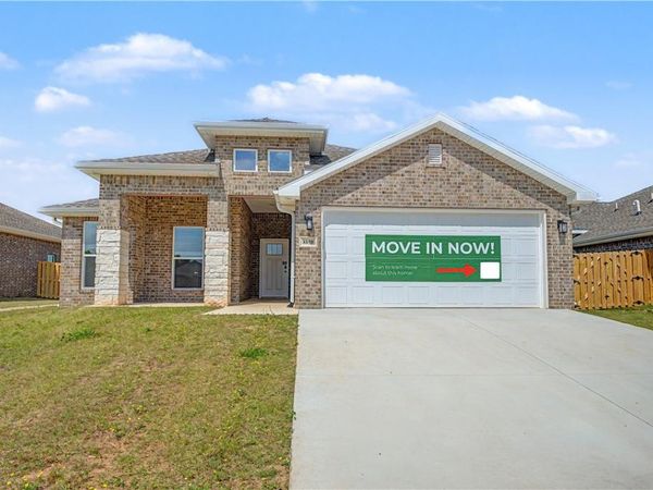 8850 Sunspire Lane , Centerton, AR 72719