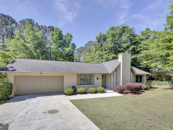 1287 Country Lane Way NE, Conyers, GA 30012