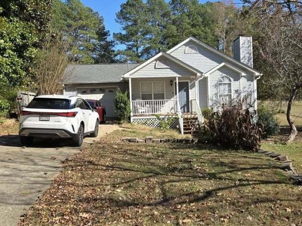 35 Louise Lane, Villa Rica, GA 30180