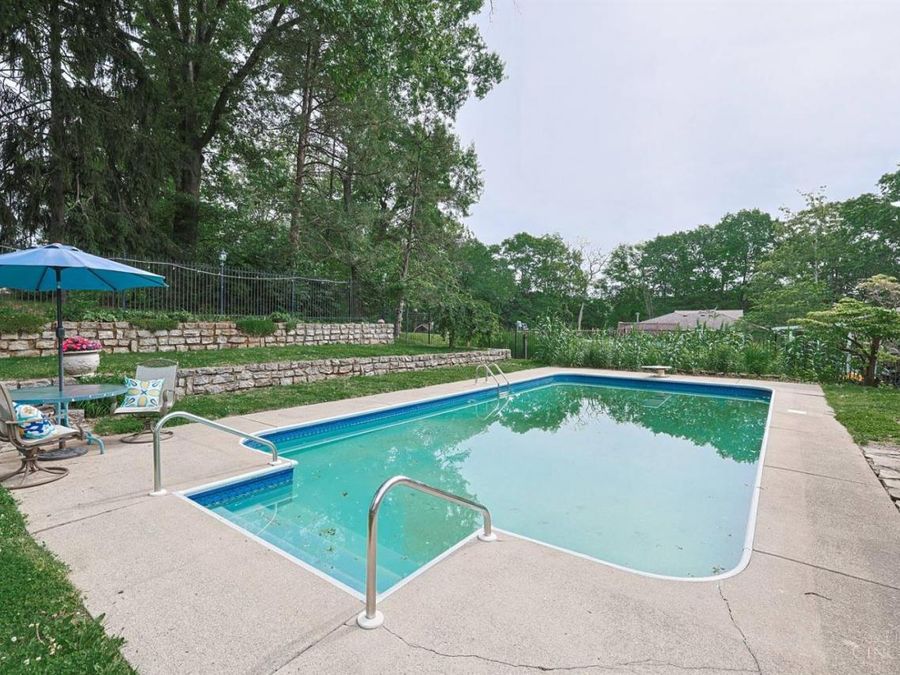 2443 Hunt Road, Reading, OH 45215 Photo 33