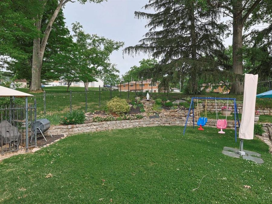 2443 Hunt Road, Reading, OH 45215 Photo 35