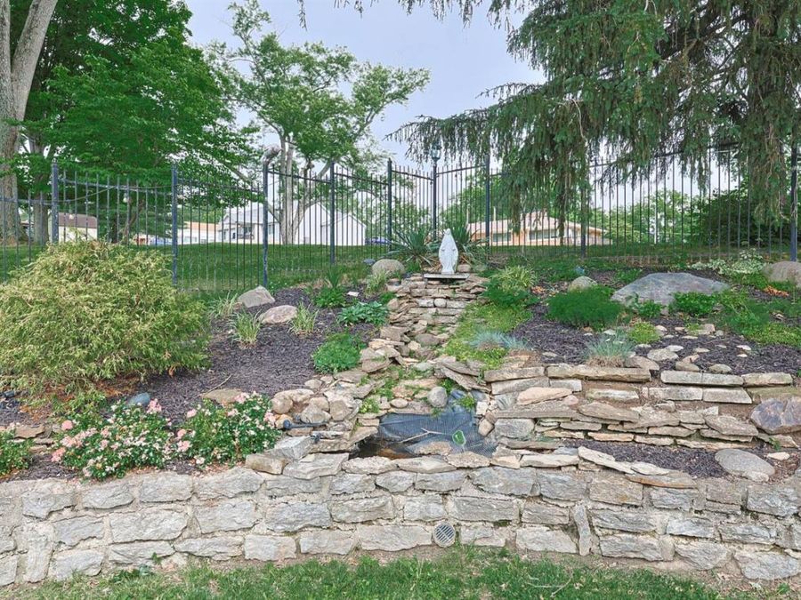 2443 Hunt Road, Reading, OH 45215 Photo 38