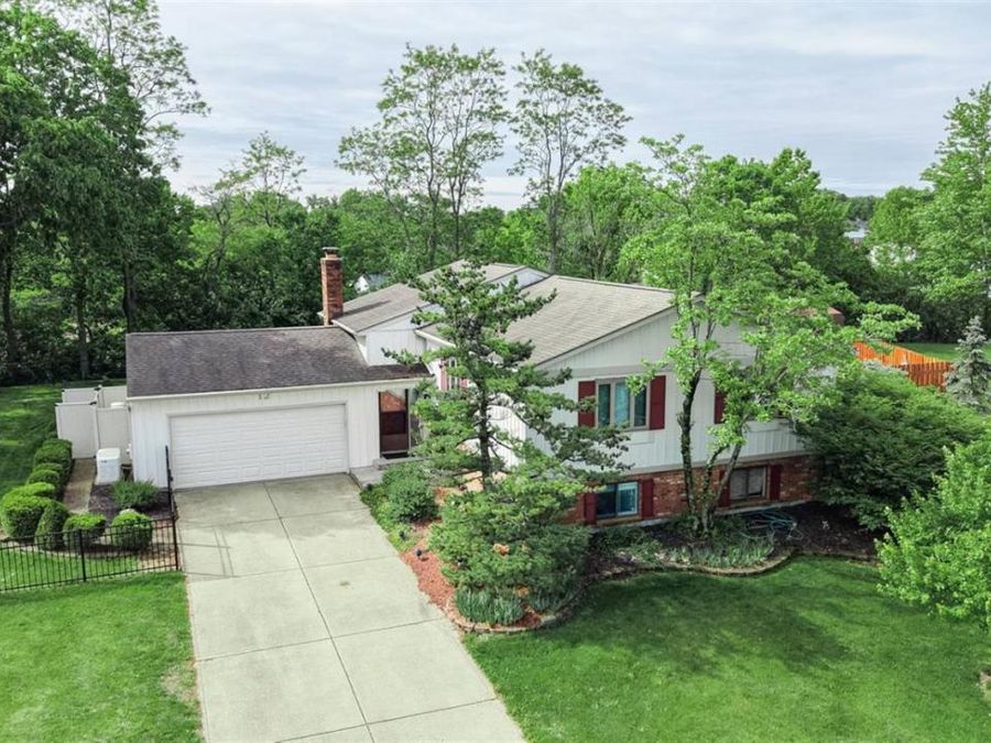 12 Fall River Court, Fairfield, OH 45014 Photo 2