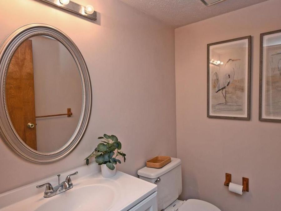 5366 Hickory Trail Lane, Blue Ash, OH 45242 Photo 3