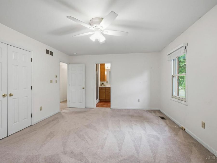 9499 Benchmark Lane, Blue Ash, OH 45242 Photo 46