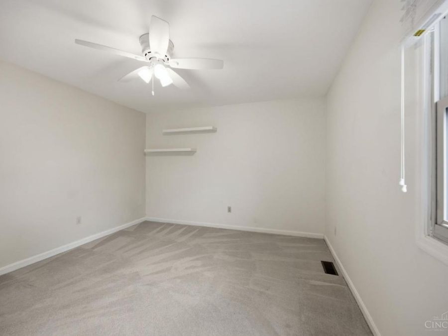 9499 Benchmark Lane, Blue Ash, OH 45242 Photo 58