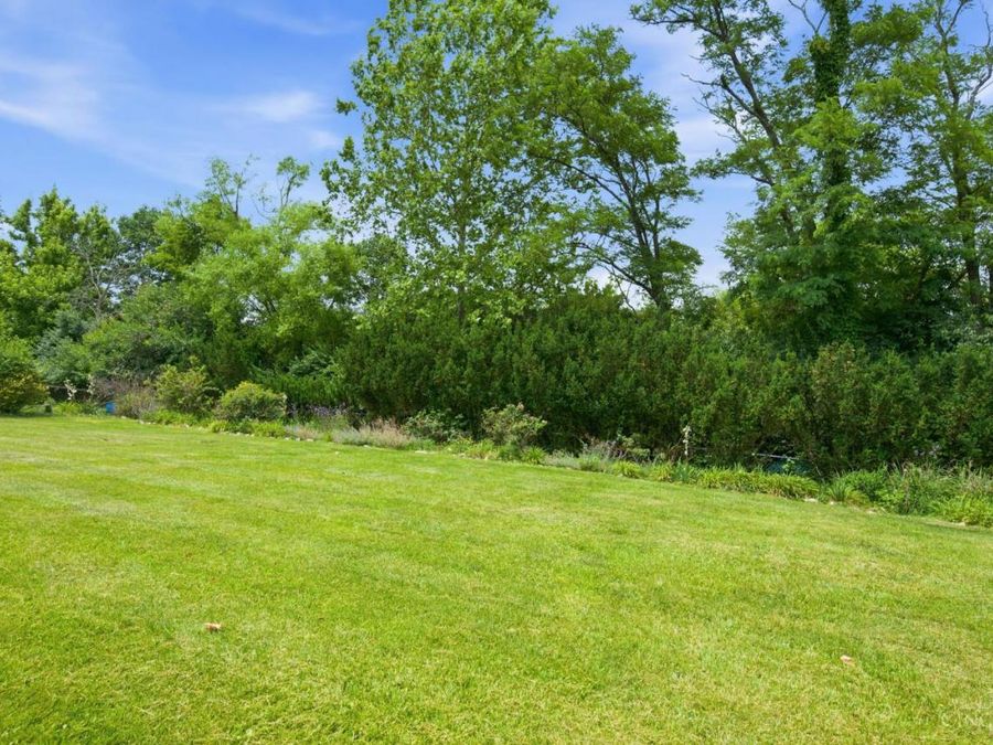 9499 Benchmark Lane, Blue Ash, OH 45242 Photo 7
