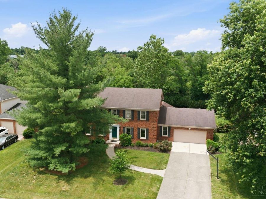 9499 Benchmark Lane, Blue Ash, OH 45242 Photo 70