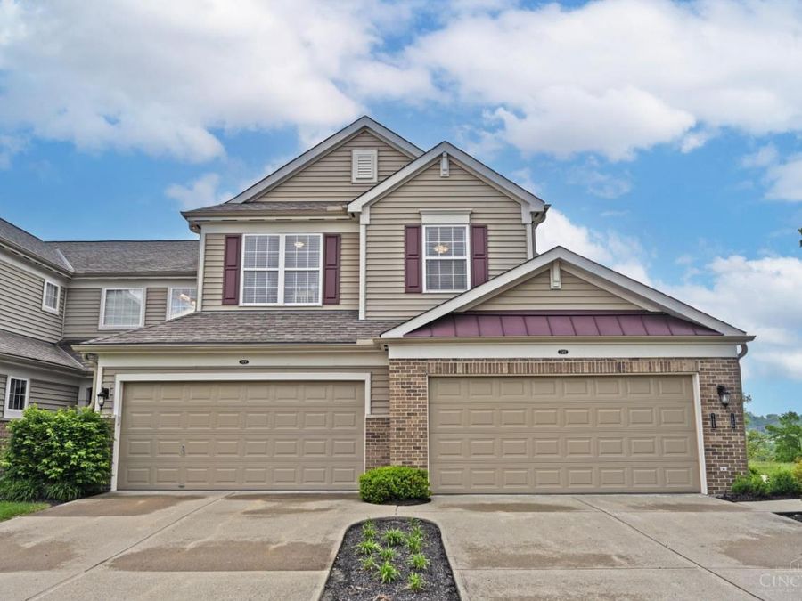 7302 Bridge Point Drive, Cincinnati, OH 45248 Photo 1