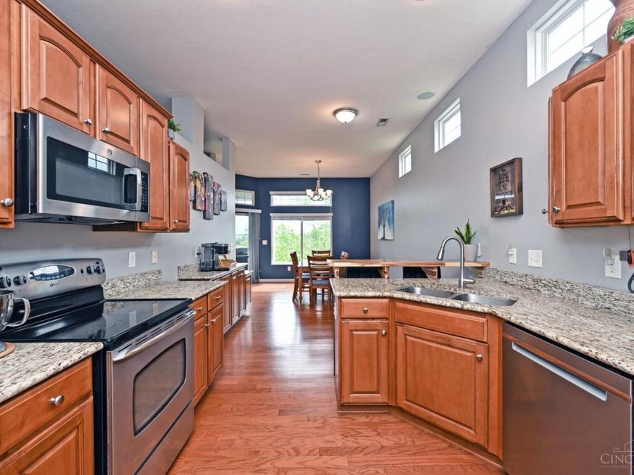 7302 Bridge Point Drive, Cincinnati, OH 45248 Photo 14
