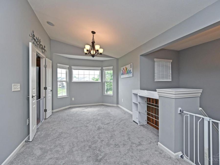 7302 Bridge Point Drive, Cincinnati, OH 45248 Photo 15