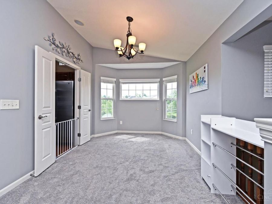 7302 Bridge Point Drive, Cincinnati, OH 45248 Photo 16