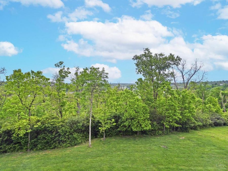7302 Bridge Point Drive, Cincinnati, OH 45248 Photo 27