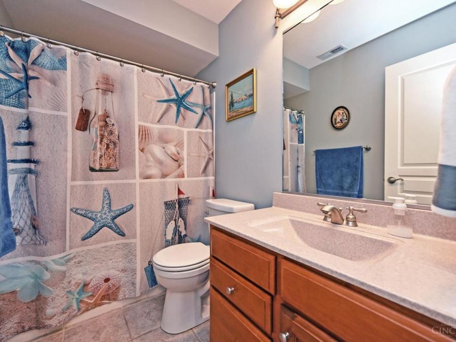 7302 Bridge Point Drive, Cincinnati, OH 45248 Photo 28