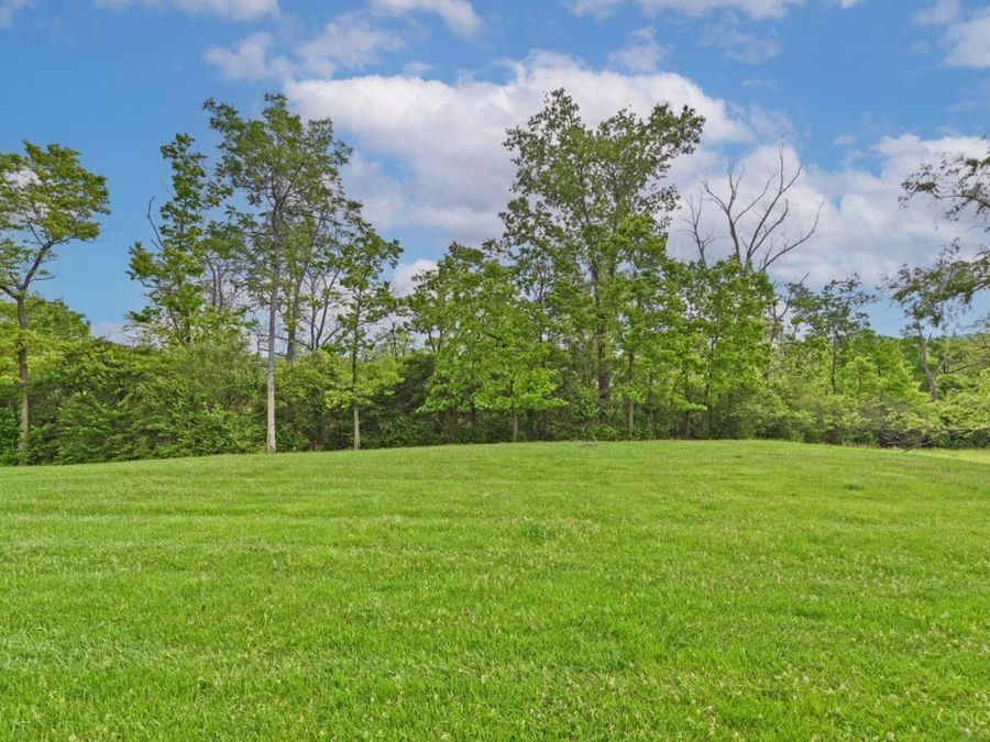7302 Bridge Point Drive, Cincinnati, OH 45248 Photo 34