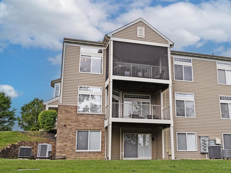 7302 Bridge Point Drive, Cincinnati, OH 45248 Photo 35