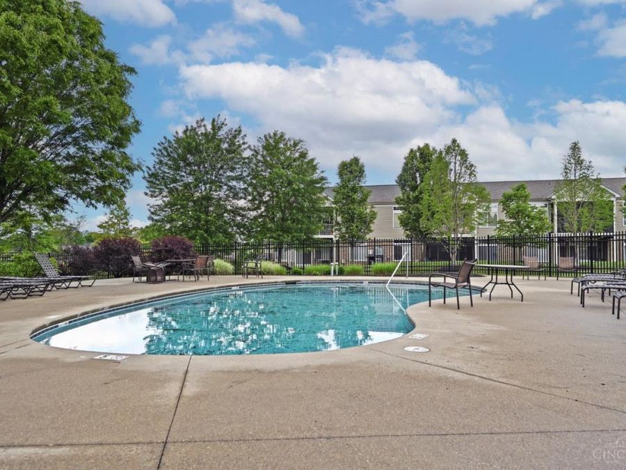 7302 Bridge Point Drive, Cincinnati, OH 45248 Photo 42